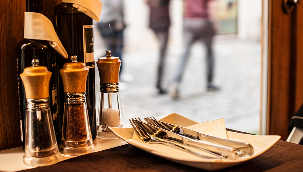 Restaurant Owners- Three Things Your Website Needs to Succeed